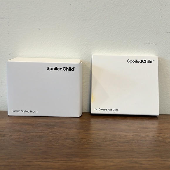 SpoiledChild Pocket Styling Brush & No Crease Hair Clips - Picture 1 of 5